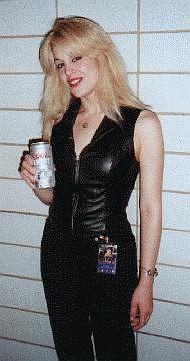 Lisa at POWERMAD 1998